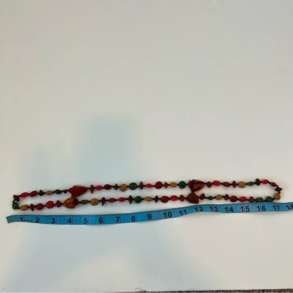Vintage Beaded Painted Fruit Pit Necklace - Picture 4 of 5